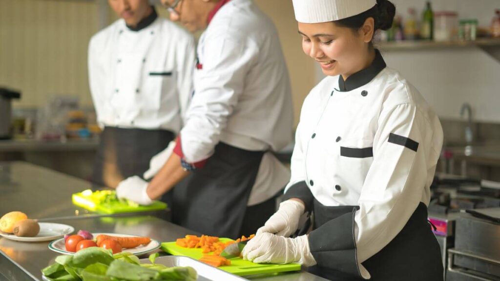 Learn-fast-food-cooking-from-scratch-at-united-technical-school