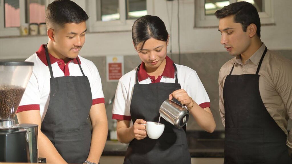 latte-art-making-hands-on-practice-at-united-technical-school